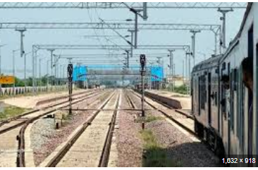 yatrigan kripya dhyan dai