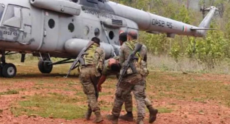 naxal operation k bich bada jhatka