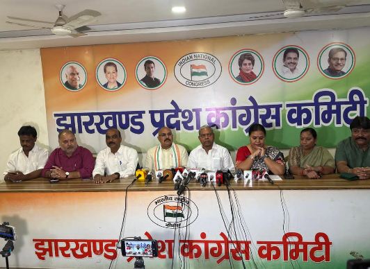 nari adhiniyam par siyasi sangram