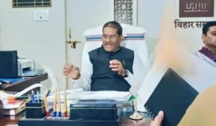 bihar mein balu pathar wahano par sarkar ki shakhti