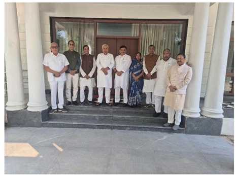 delhi mai nitish kumar se jdu sansadon ki mulakat