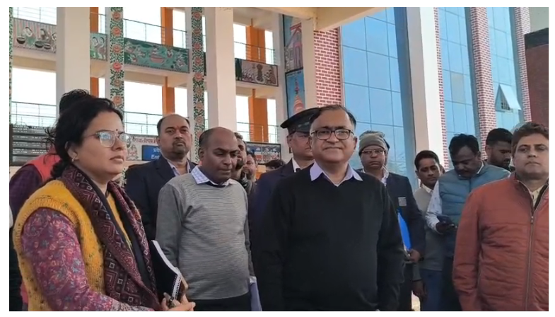 saharsa junksan pahunche samastipur ke drm 