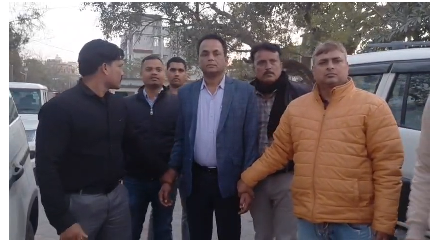 gayajee mai rishwat per bada prahar