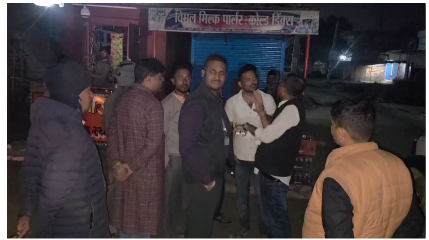 "prashasan" likhi scorpiyo gadi se hawai fairing 