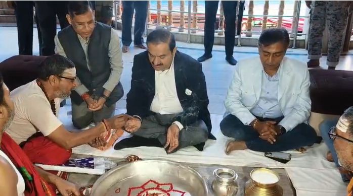 babanagri pahuchey gautam adani