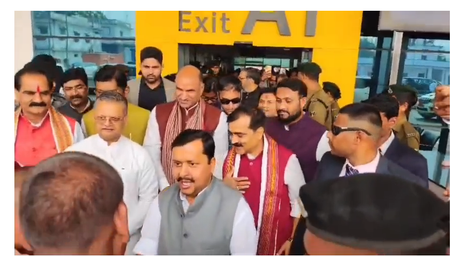 bjp adhyaksha nitin navin pahunche darbhanga