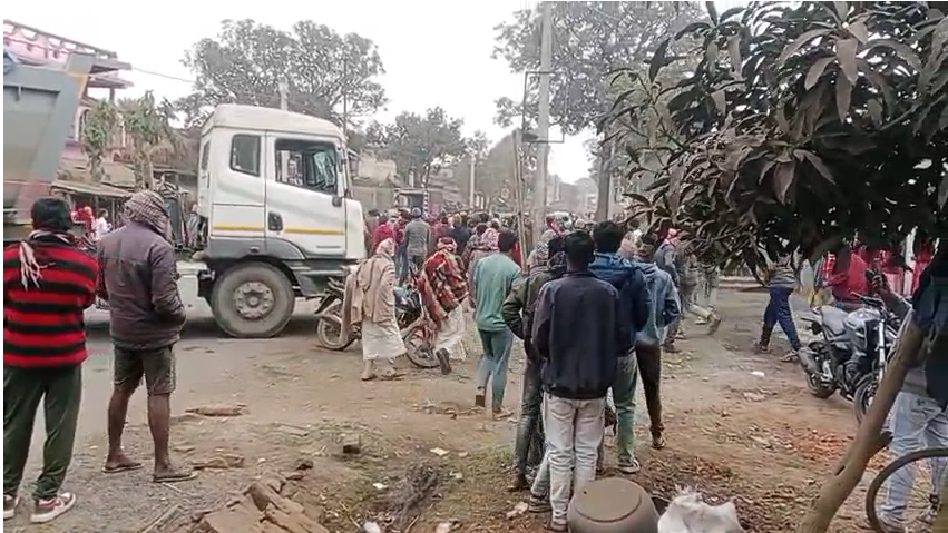 A 12-year-old boy was hit by a trailer in Pakur; his condition is serious.
