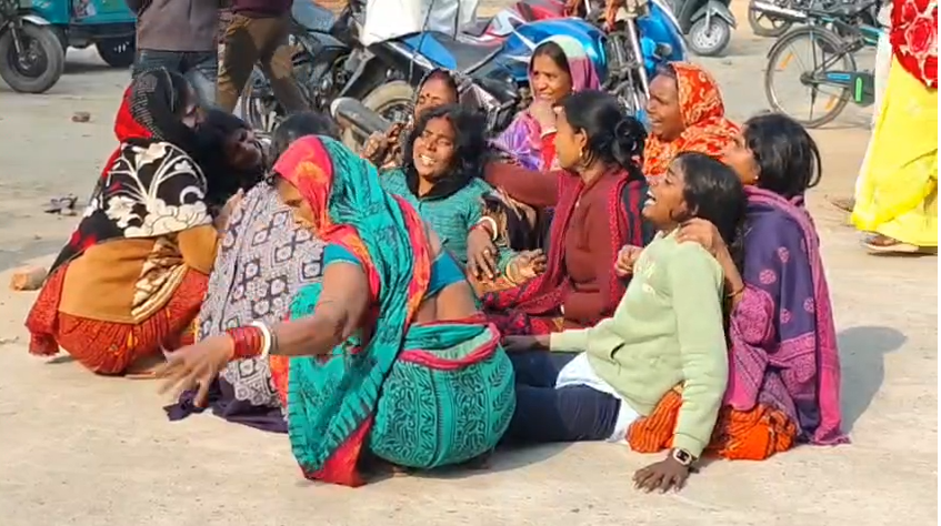 A student riding a bicycle was run over by a truck and died on the spot.