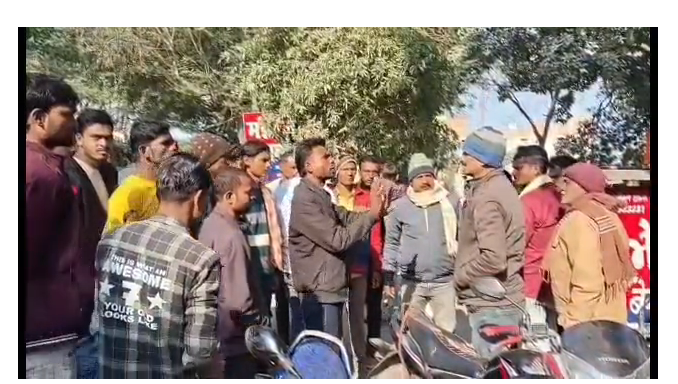 begusarai mai dardanaak sadak hadsa 