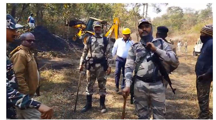 awaidh koyla khanan k khilaf badi karwai