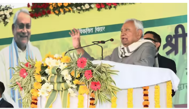 cm ne betiya se kiya smridh yatra ki shuruaat 