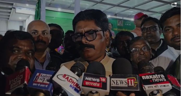 ramdas athawle ke bayan par siyasat