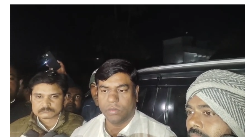 mukesh sahni pahunche jahanabad ke patiyanva gaw 