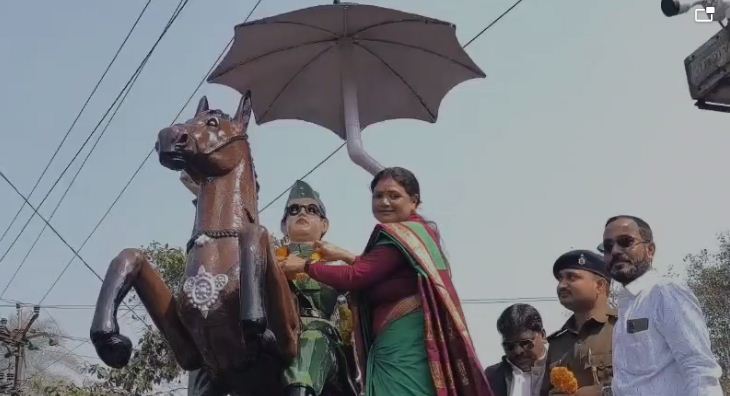 jayanti par yaad kiye gye netaji