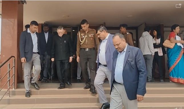 jamshedpur pahuchey rajyapal