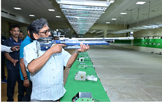 cm hemant ne suiting range ka liya jayza
