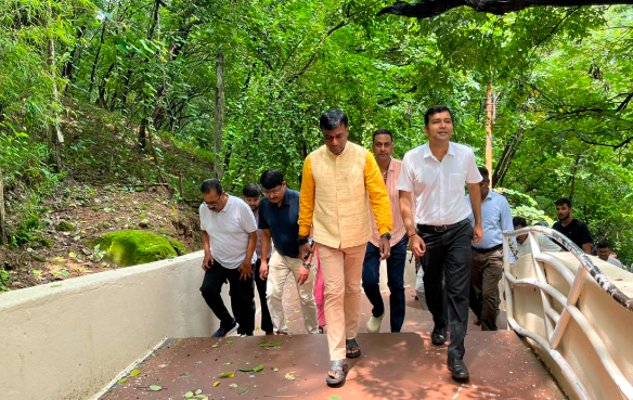 ranchi dc ne pahadi mandir ka kiya nirikshan