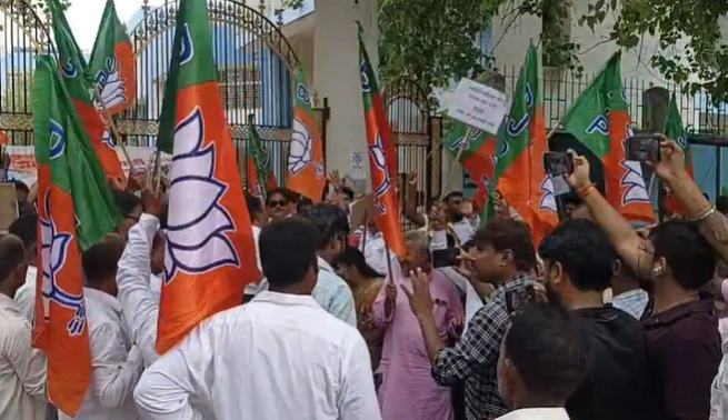 palamu mein siksha vibhag ki narebazi