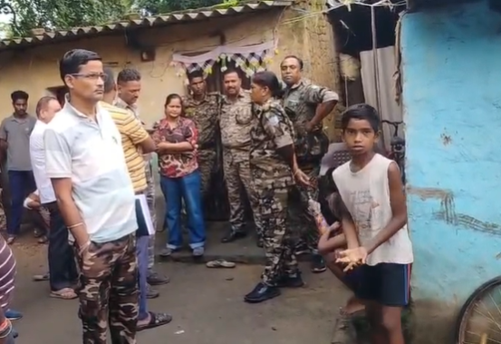 dhanbad mein gharelu vivad mein hatya