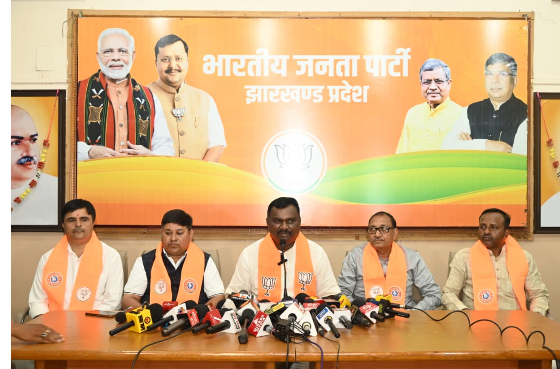 bjp k nishane par hemant soren