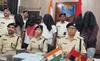 bagha police ne panch aaropiyon ko dabocha