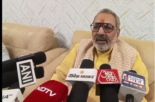 giriraj singh ka hamla