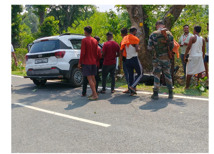 latehar mai dardanak sadak hadsa 