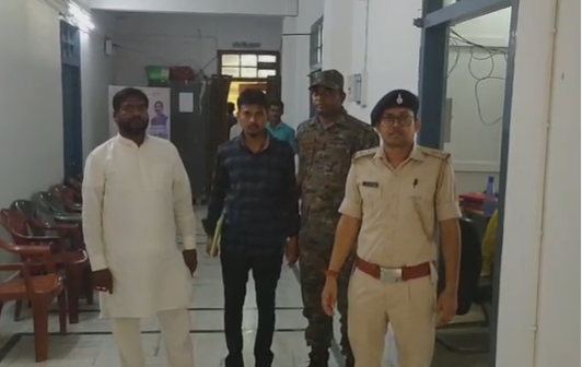 jamtara mein clerk pad k liye farziwada