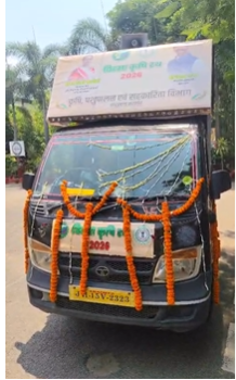 deoghar dc ne krishi ratho ko dikhai hari jhandi