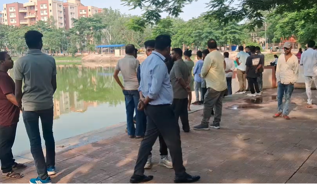 ranchi k chadri talab mein mila shaw