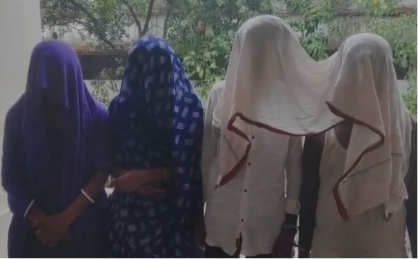 chatra police ki karwai
