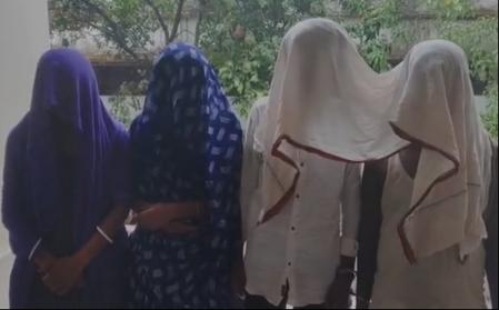 chatra police ki karwai