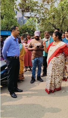 action mein roshni khalkho