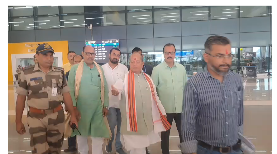 dypti cm vijay sinha ka bada bayan 