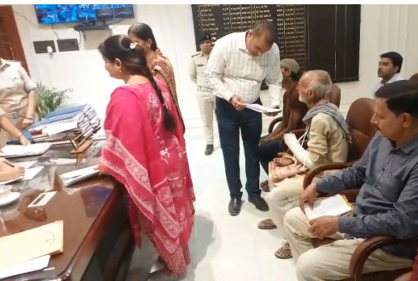 vaishali police ko sunai friyad