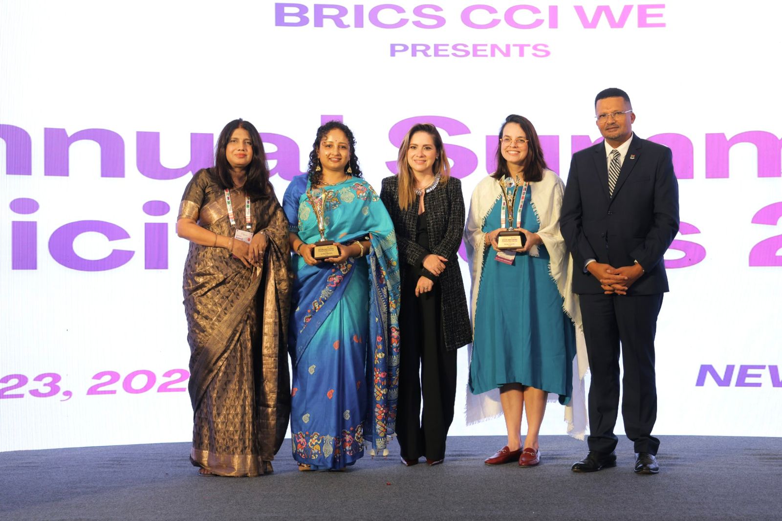 MLA Kalpana Soren honored with Trailblazer Award at 'BRICS CCI WE Annual Women Summit 2026'
