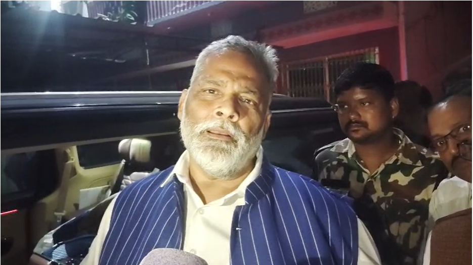 Promised to provide free gas cylinder to girl students living in girls hostel of Patna