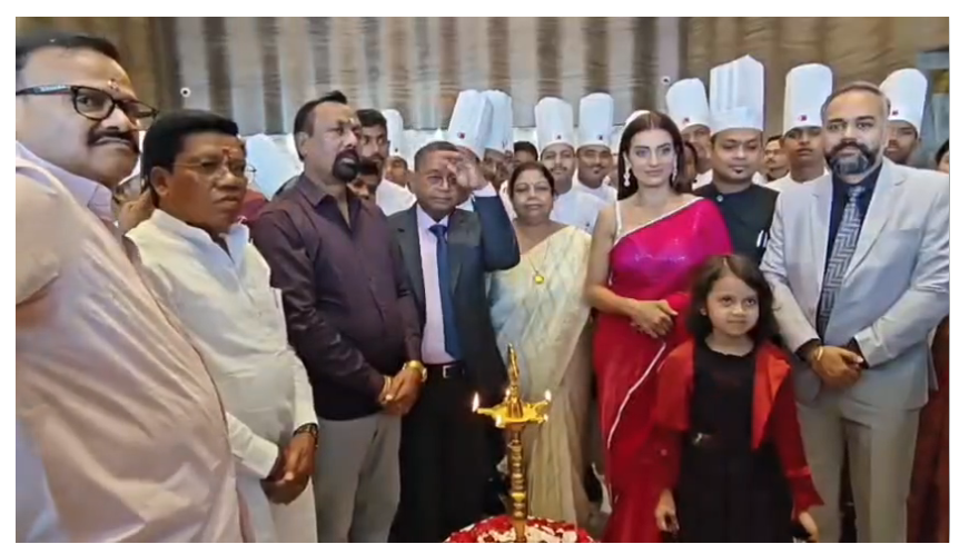 bokaro mai hotel clarksin ka shubharambha