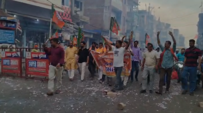 chatra mein umang