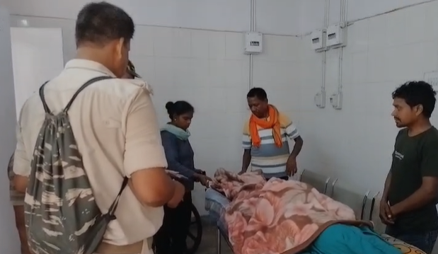 mukhyamantri k chetra mein swasthya vibhag bimar