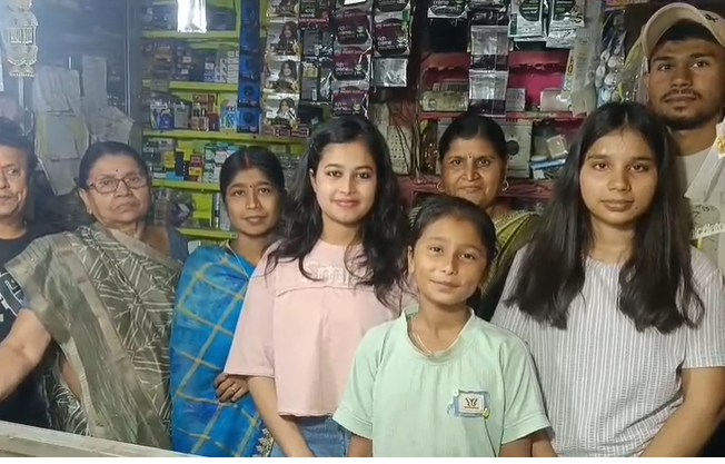 lohardaga ki betiyon ne lahraya parcham