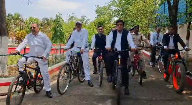 Banka District Judge Arrives at Court on a Bicycle