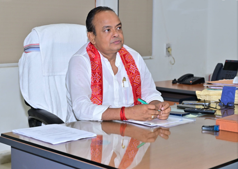 mantri dr.irfan ansari ka aitihasik faisala