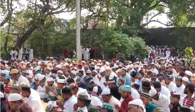 giridih mein ada ki gayi vishesh namaz